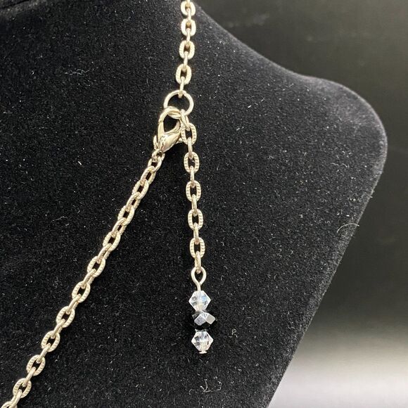 Metal Heart Necklace with Flower & Crystal Beads by Neanie-Bot - Picture 5 of 6